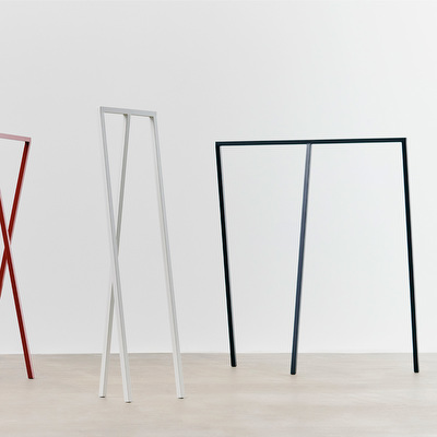 Loop Stand Wardrobe -vaaterekki