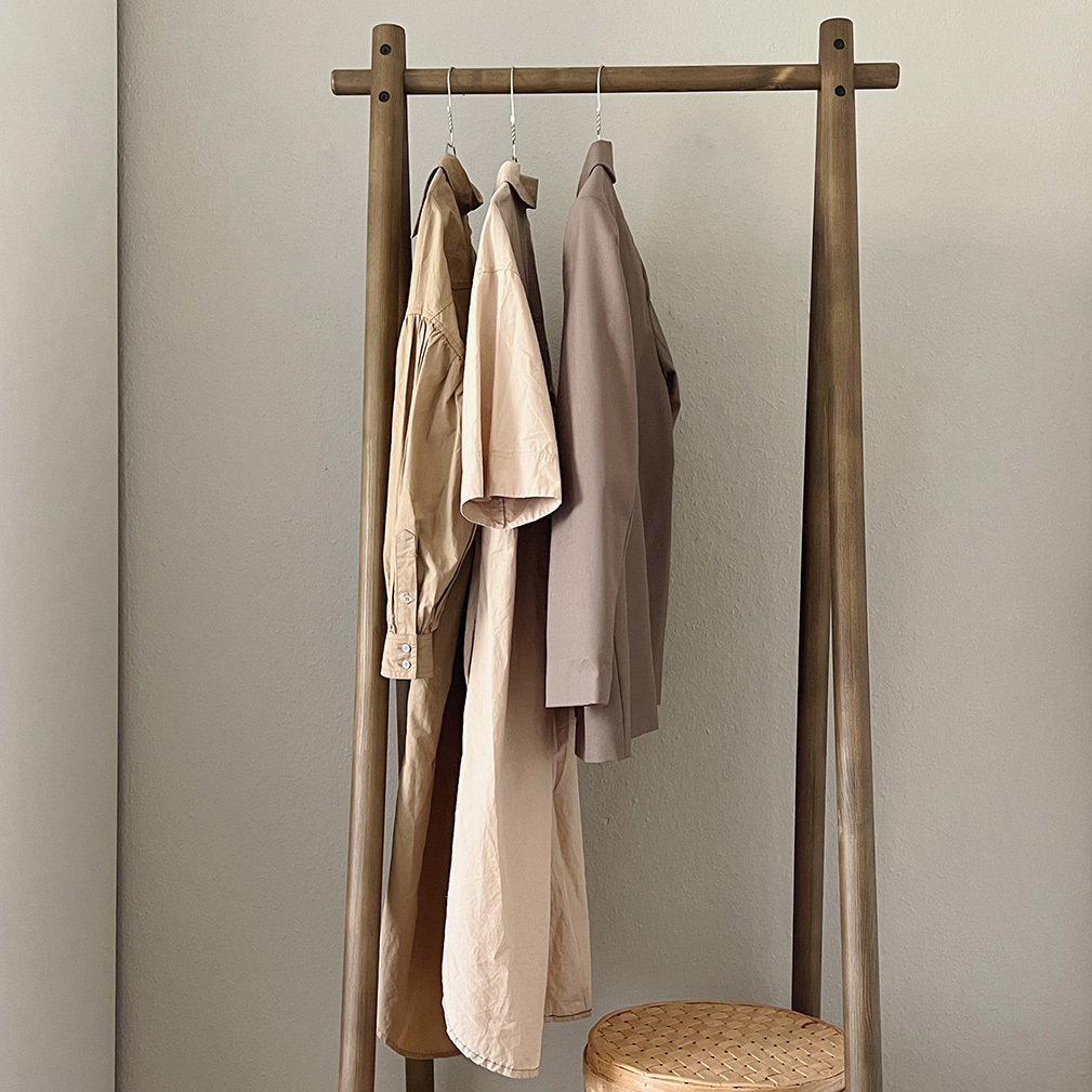 Hongi Clothes Rack