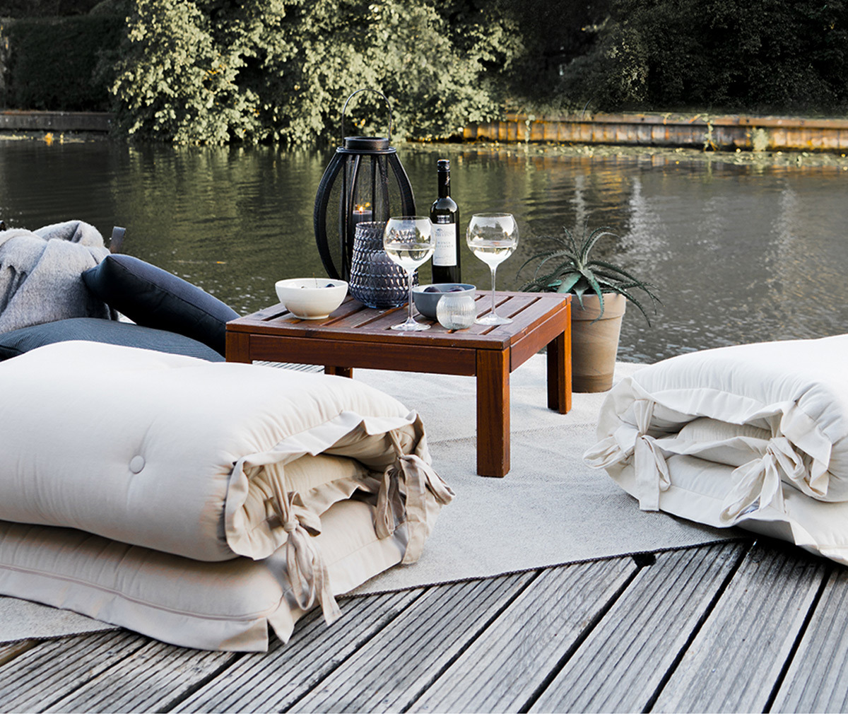 Sit And Sleep Out -patja