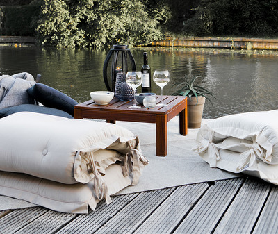Sit And Sleep Out -patja