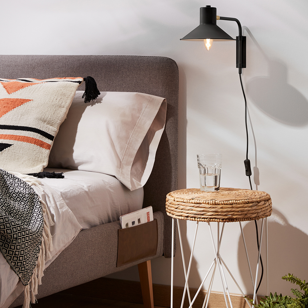 Aria Wall Lamp