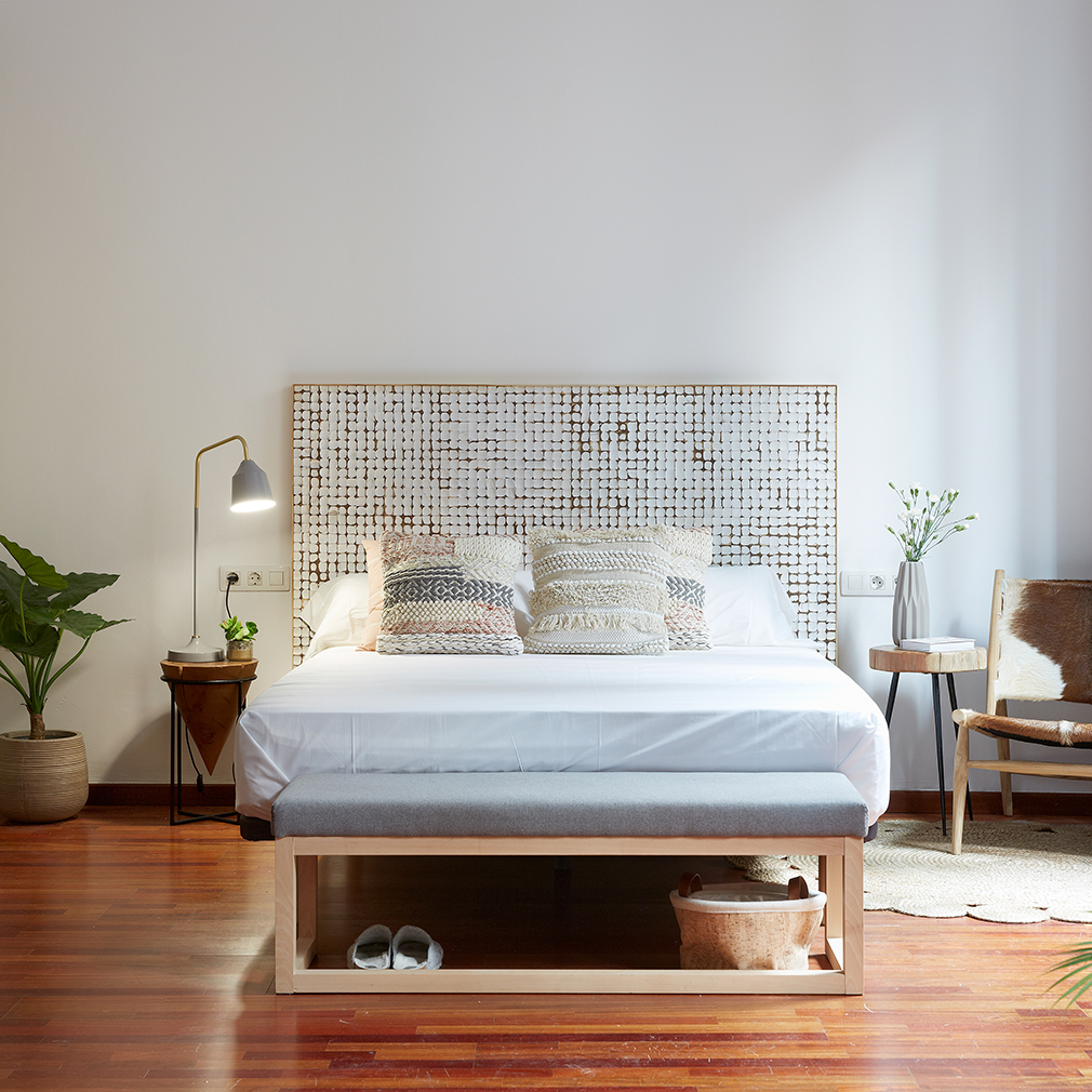 Mango store wood headboard