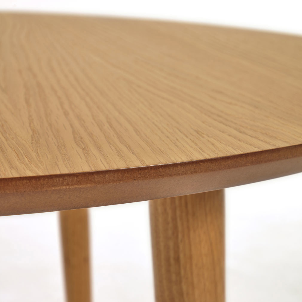 Oqui Dining Table