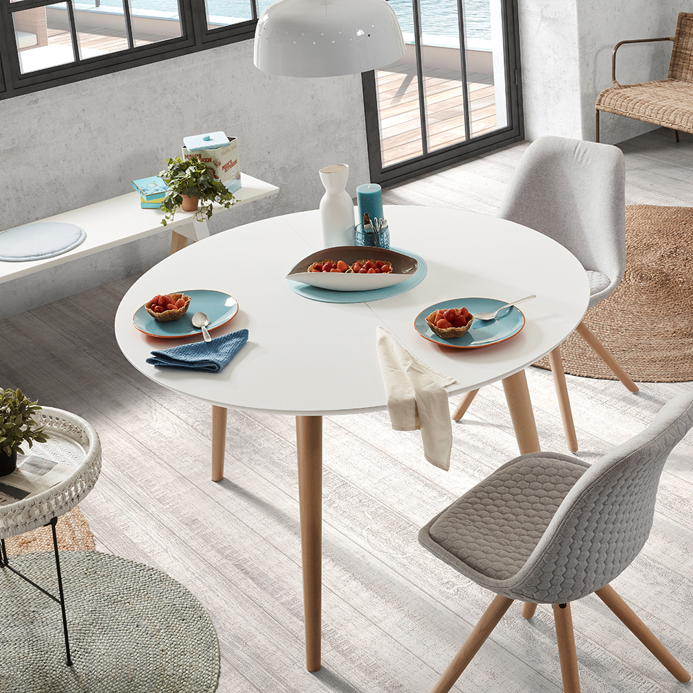 Oqui Extendable Dining Table