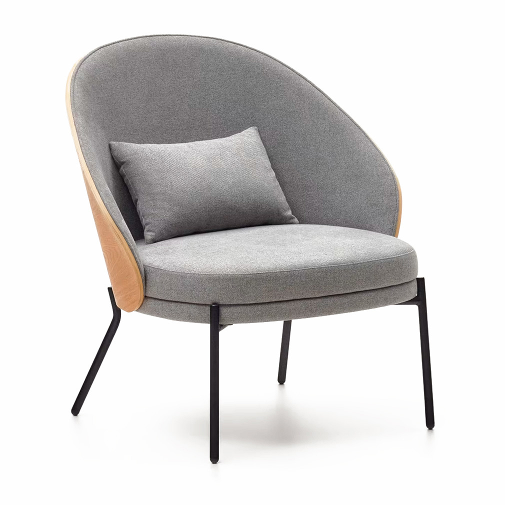 Eamy Armchair