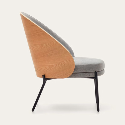 Eamy Armchair