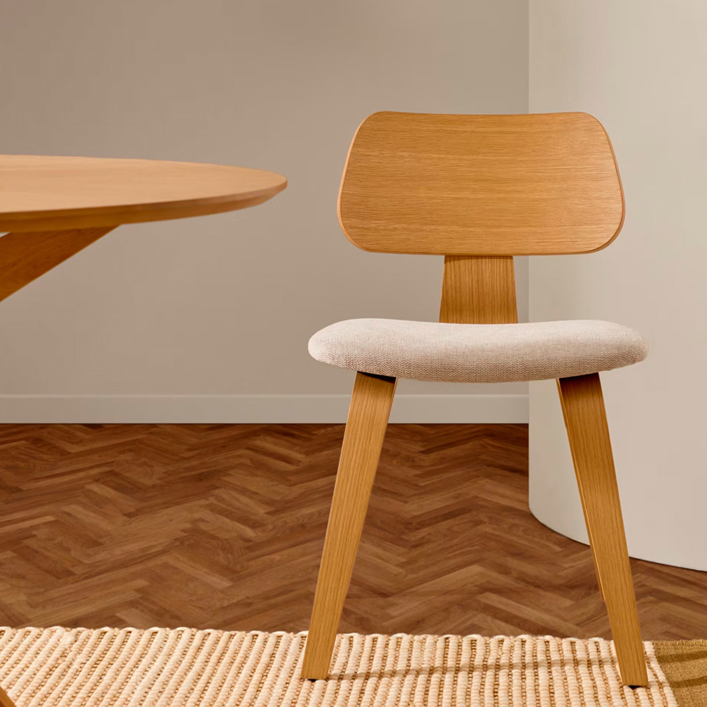 Gena Chair