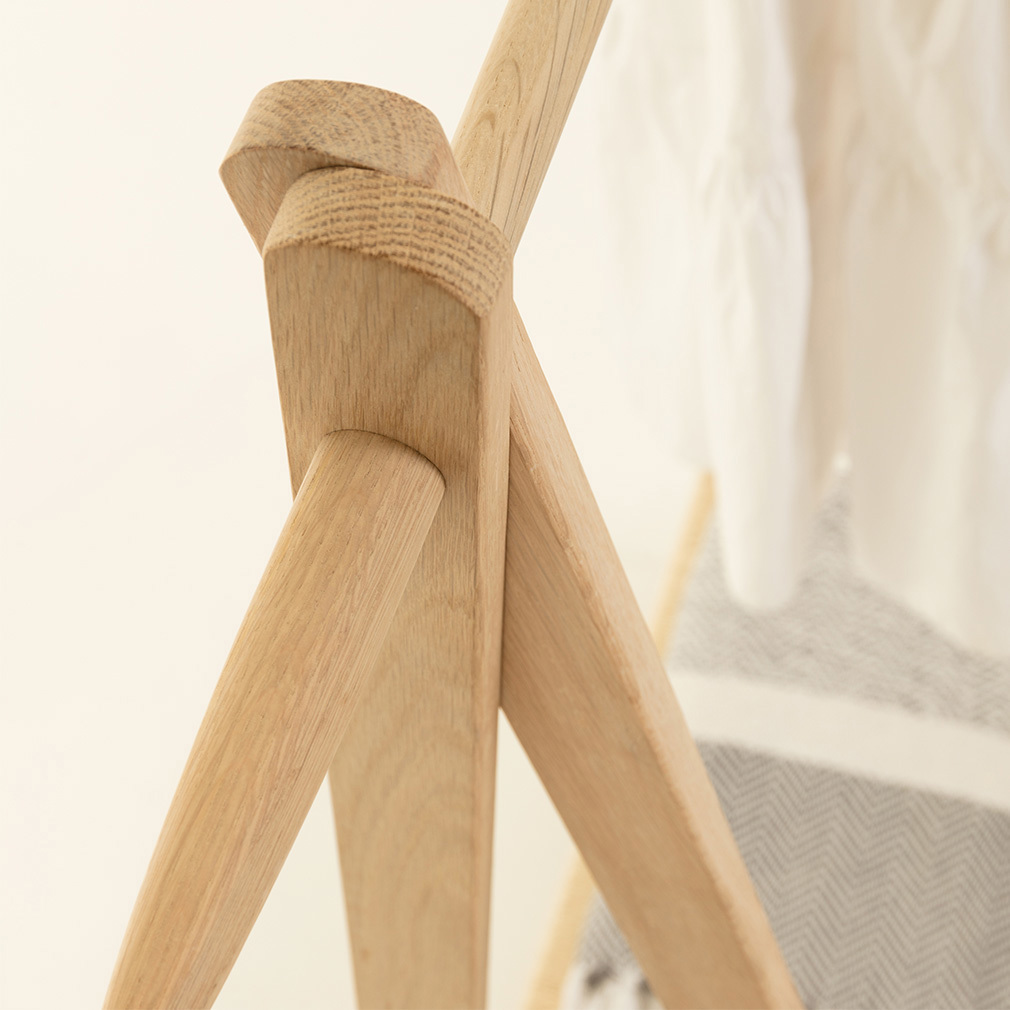 Natane Clothes Rack