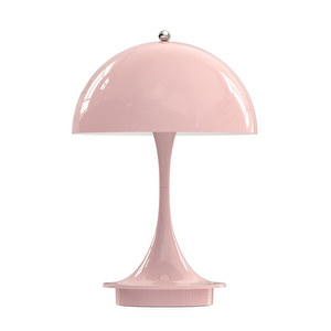 Panthella 160 Portable -pöytävalaisin, vaalea roosa, ø 16 cm