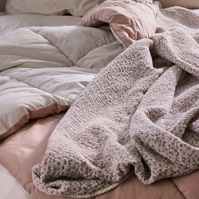 Matri Enni Bedspread, Rose Powder Vepsäläinen