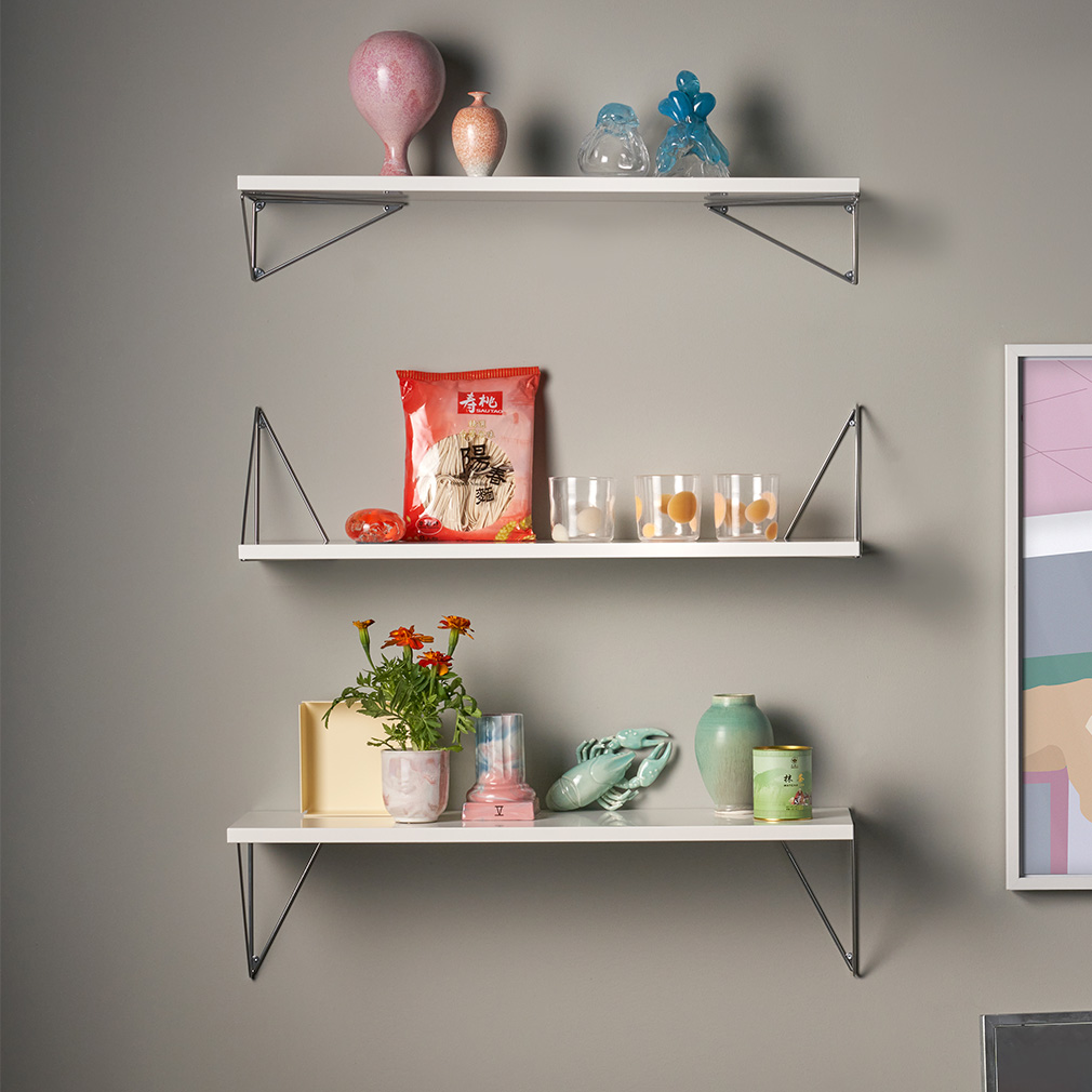 maze PYTHAGORAS SHELFホワイト Maze Pythagoras shelf, 80 x 20 cm, white | Finnish Design Shop