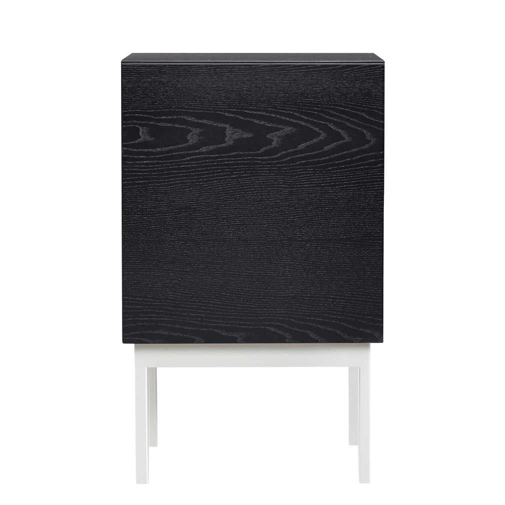 Muoto Collection Laine-yöpöytä musta saarni/valkoinen, K 65 cm