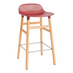 Form-baarijakkara, punainen/tammi, K 65 cm Form-baarijakkara, punainen/tammi, K 65 cm