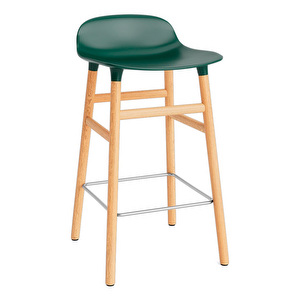 Form-baarijakkara, vihreä/tammi, K 65 cm Form-baarijakkara, vihreä/tammi, K 65 cm