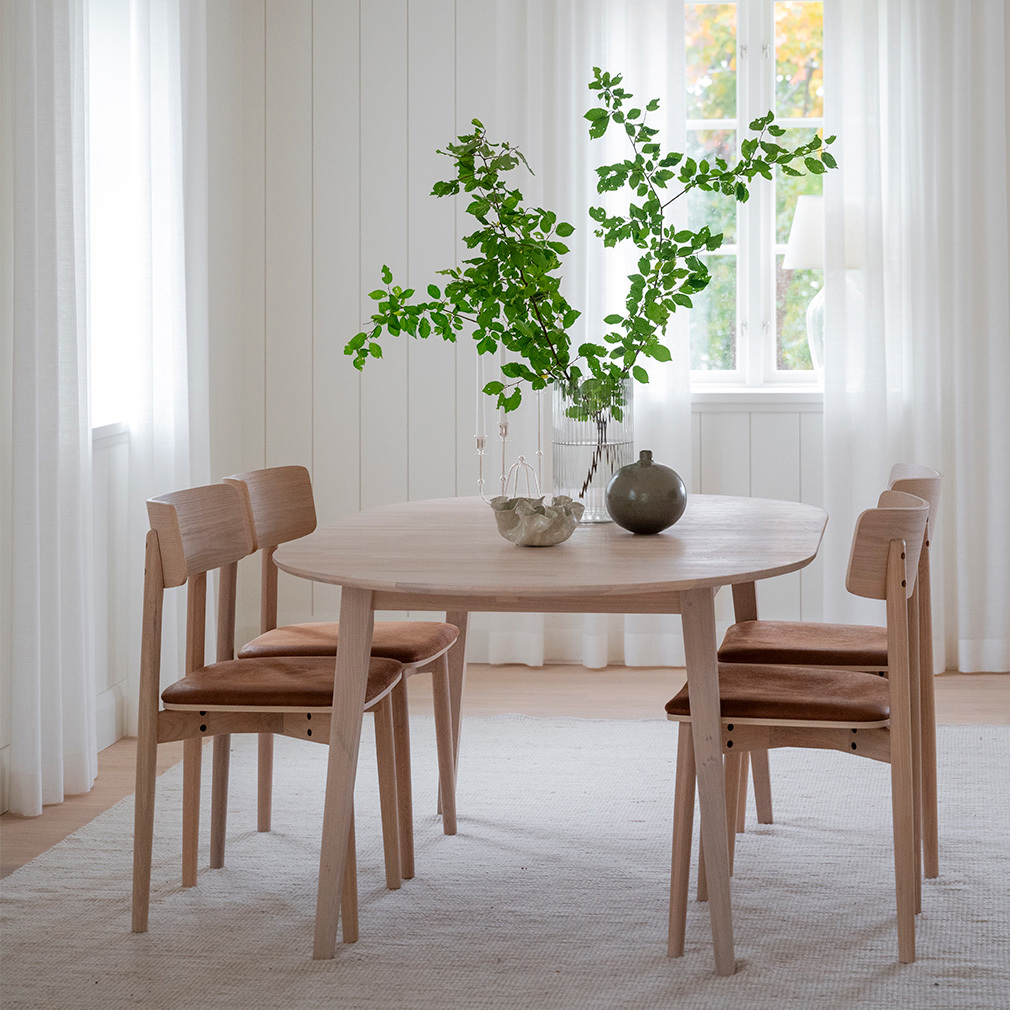 Filippa- jatkettava ruokapöytä