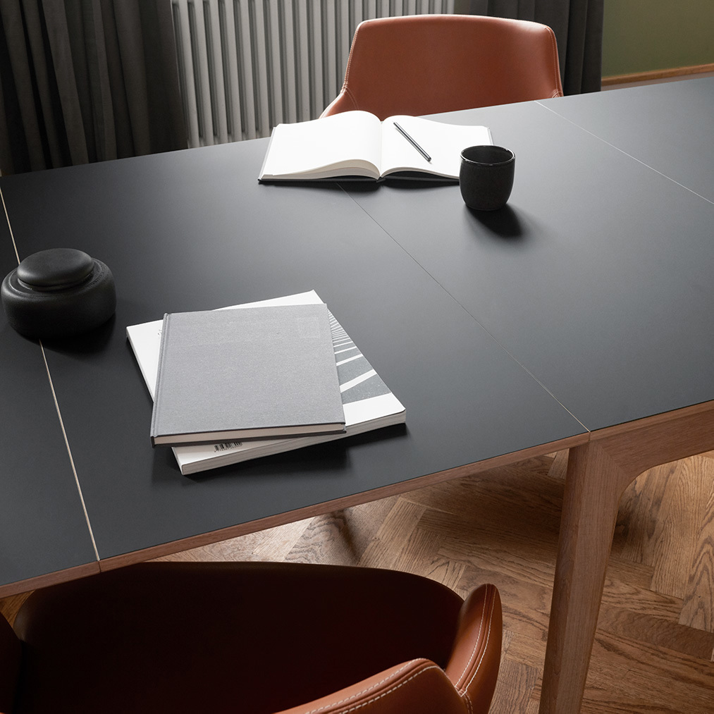 #27 Extendable Dining Table