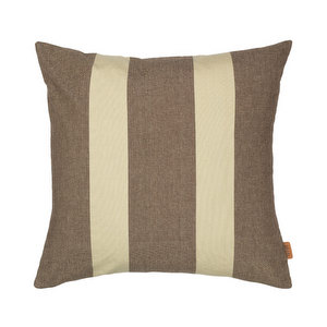 Strand Outdoor -tyyny, carob brown/parchment, 50 x 50 cm Strand Outdoor -tyyny, carob brown/parchment, 50 x 50 cm
