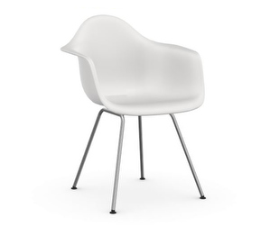 Eames DAX RE -tuoli käsinojilla, cotton white/kromi