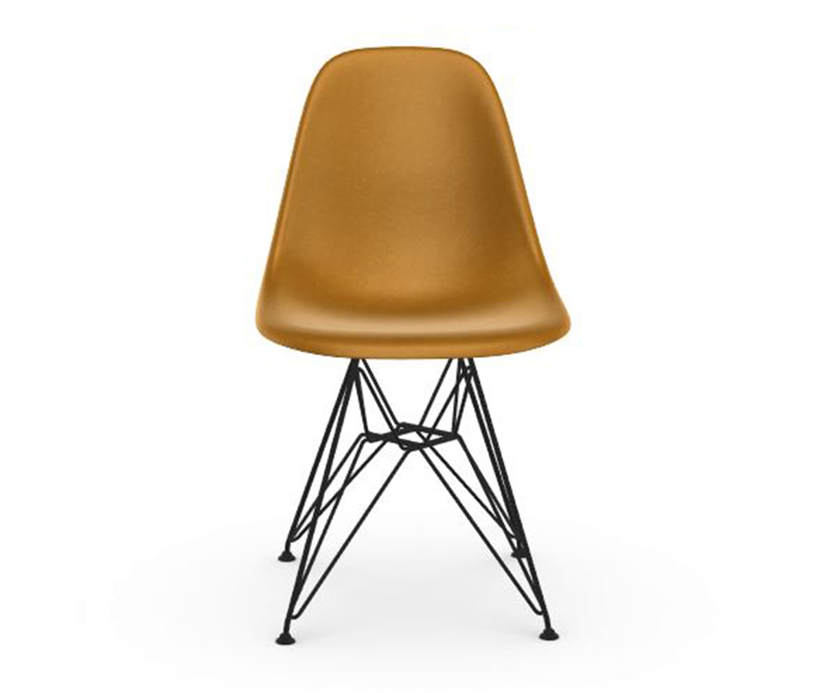 Eames DSR Fiberglass Chair