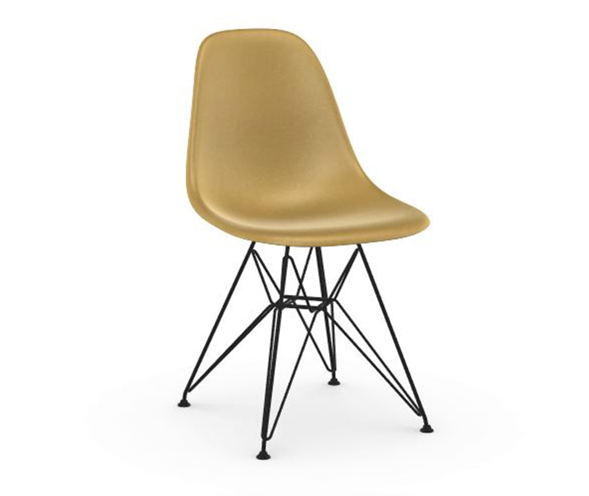 Eames DSR Fiberglass Chair