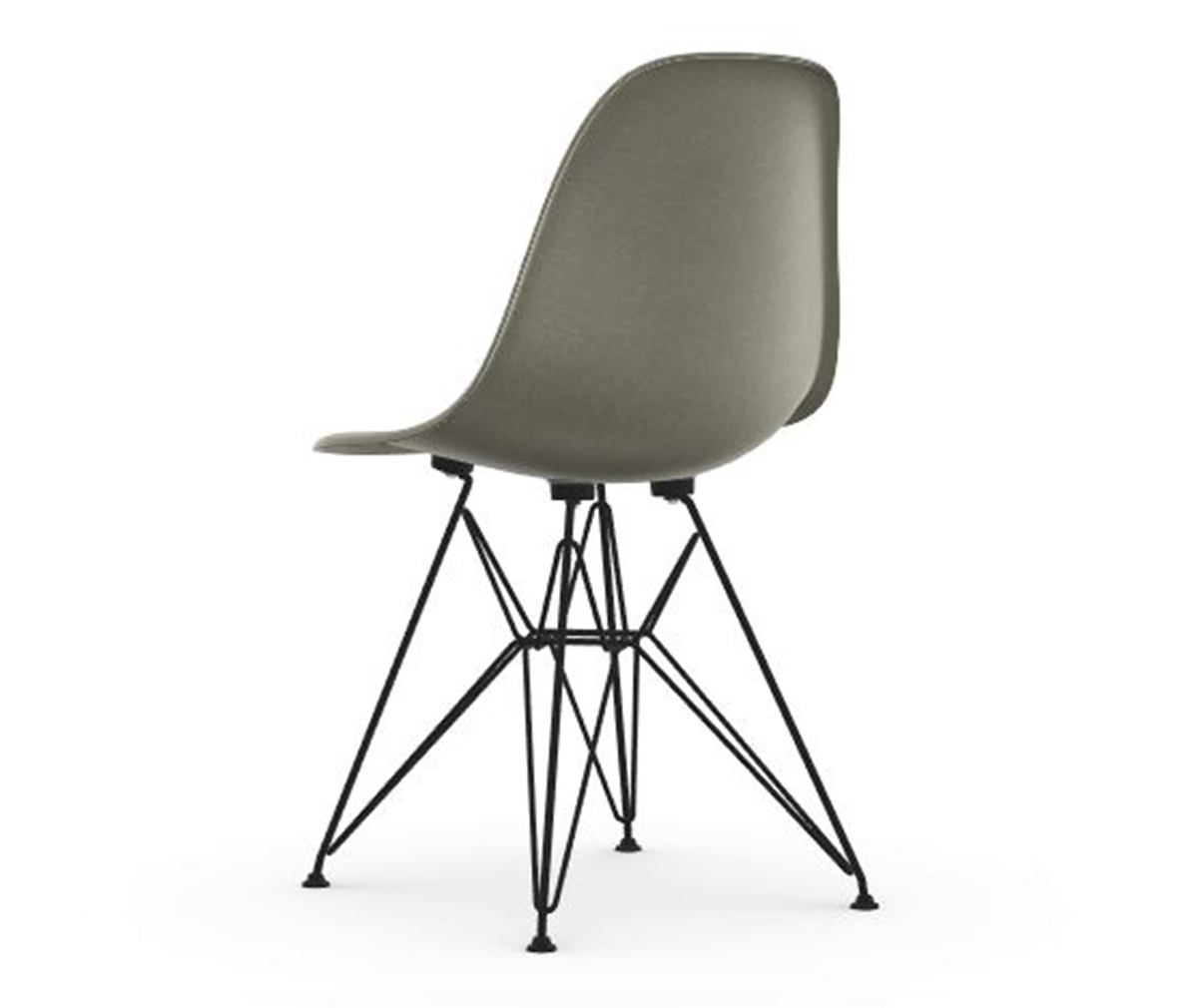 Eames DSR Fiberglass Chair