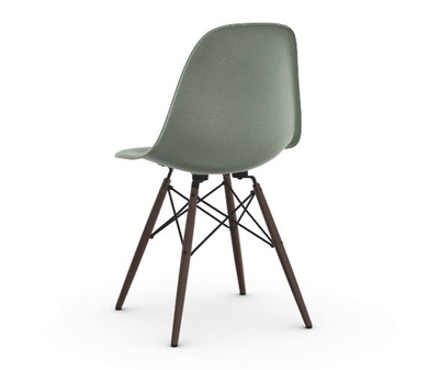 Eames DSW Fiberglass Chair