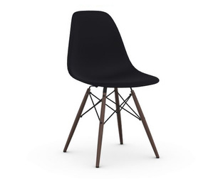 Eames DSW RE -tuoli, deep black/ruskea vaahtera