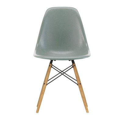 Eames DSW Fiberglass -tuoli