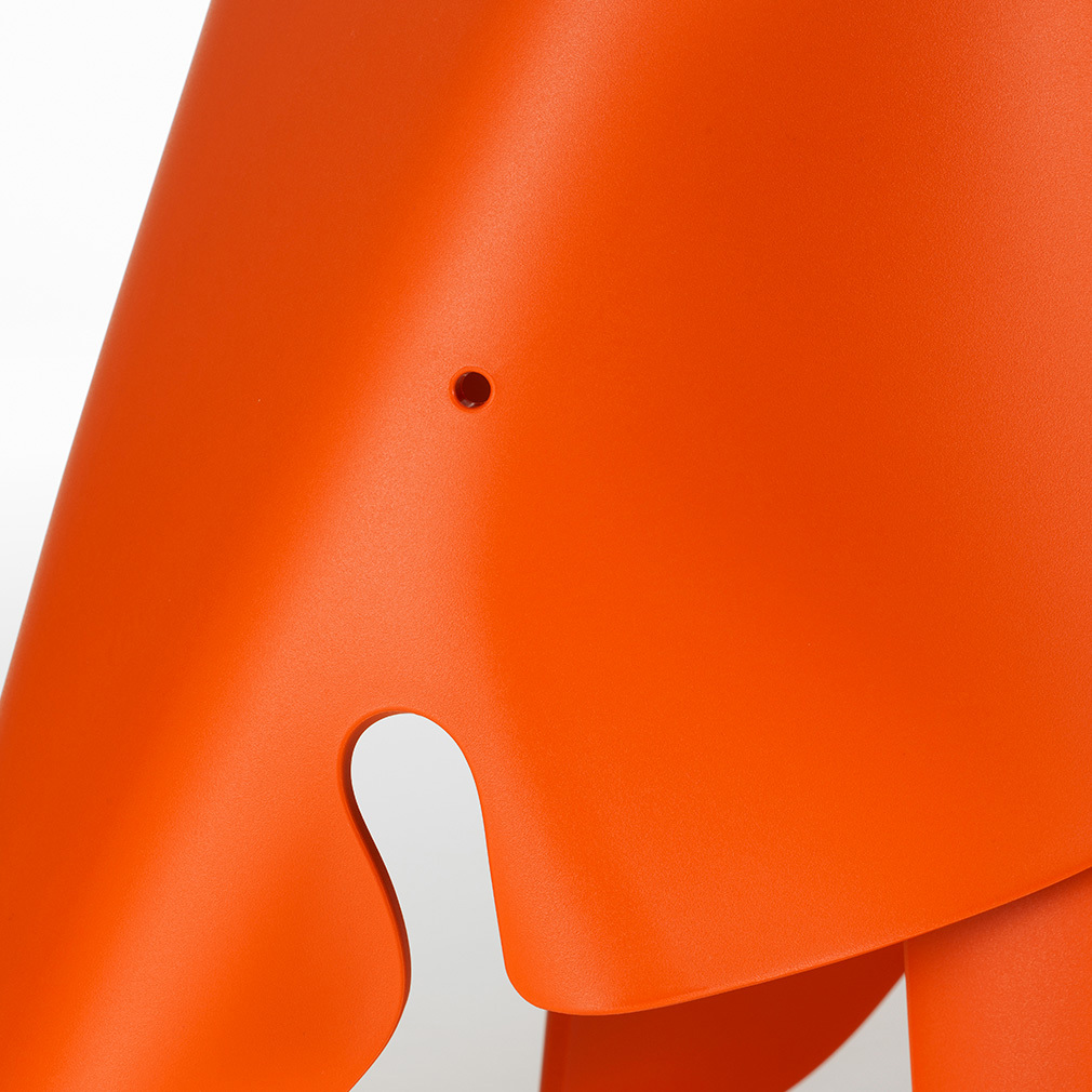 Eames Elephant RE Small