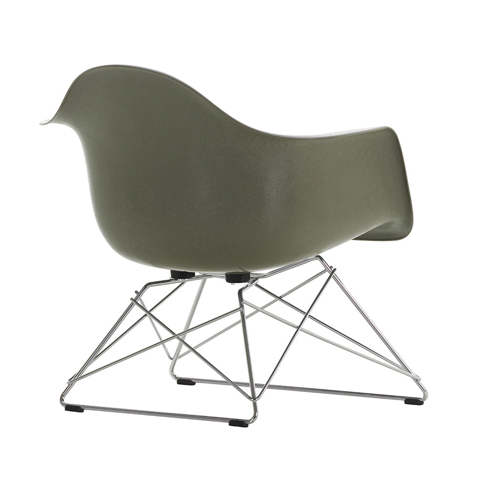 Eames LAR Fiberglass -tuoli