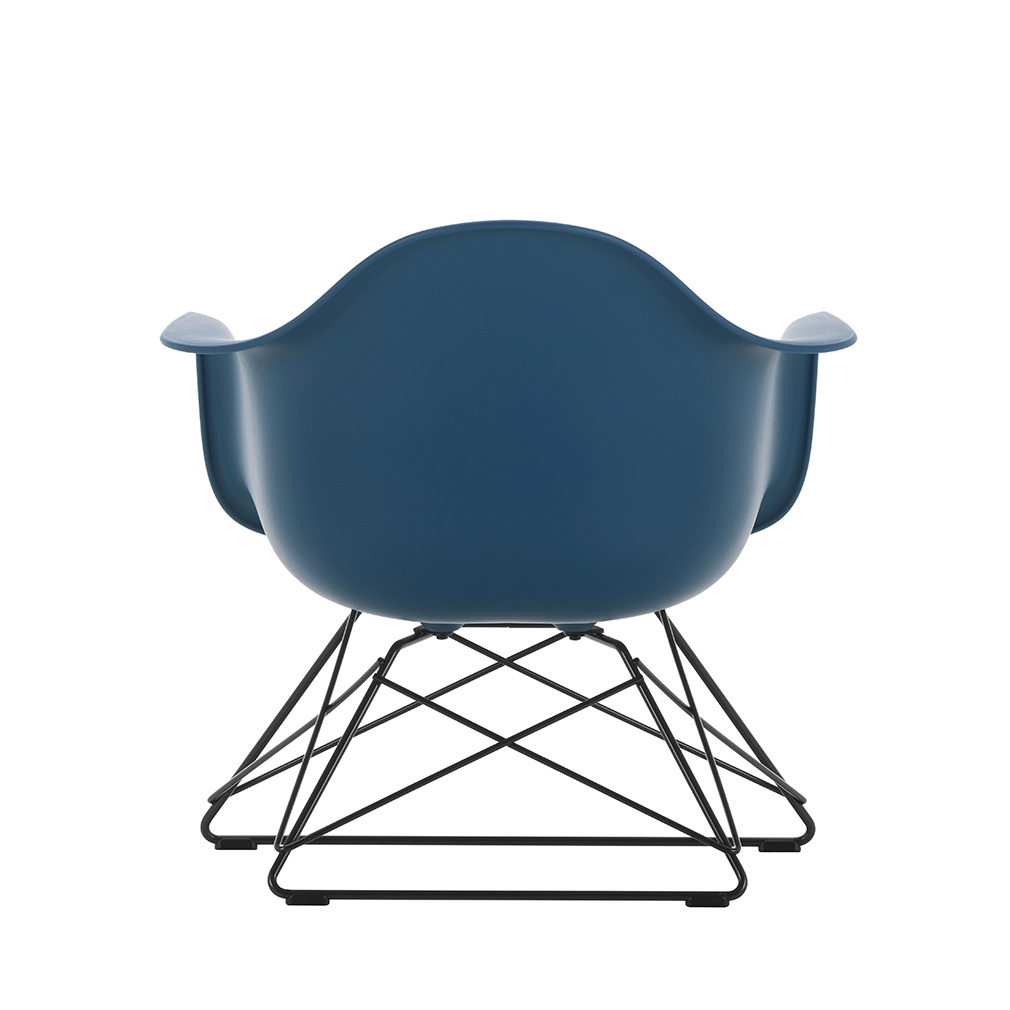 Eames LAR RE -tuoli