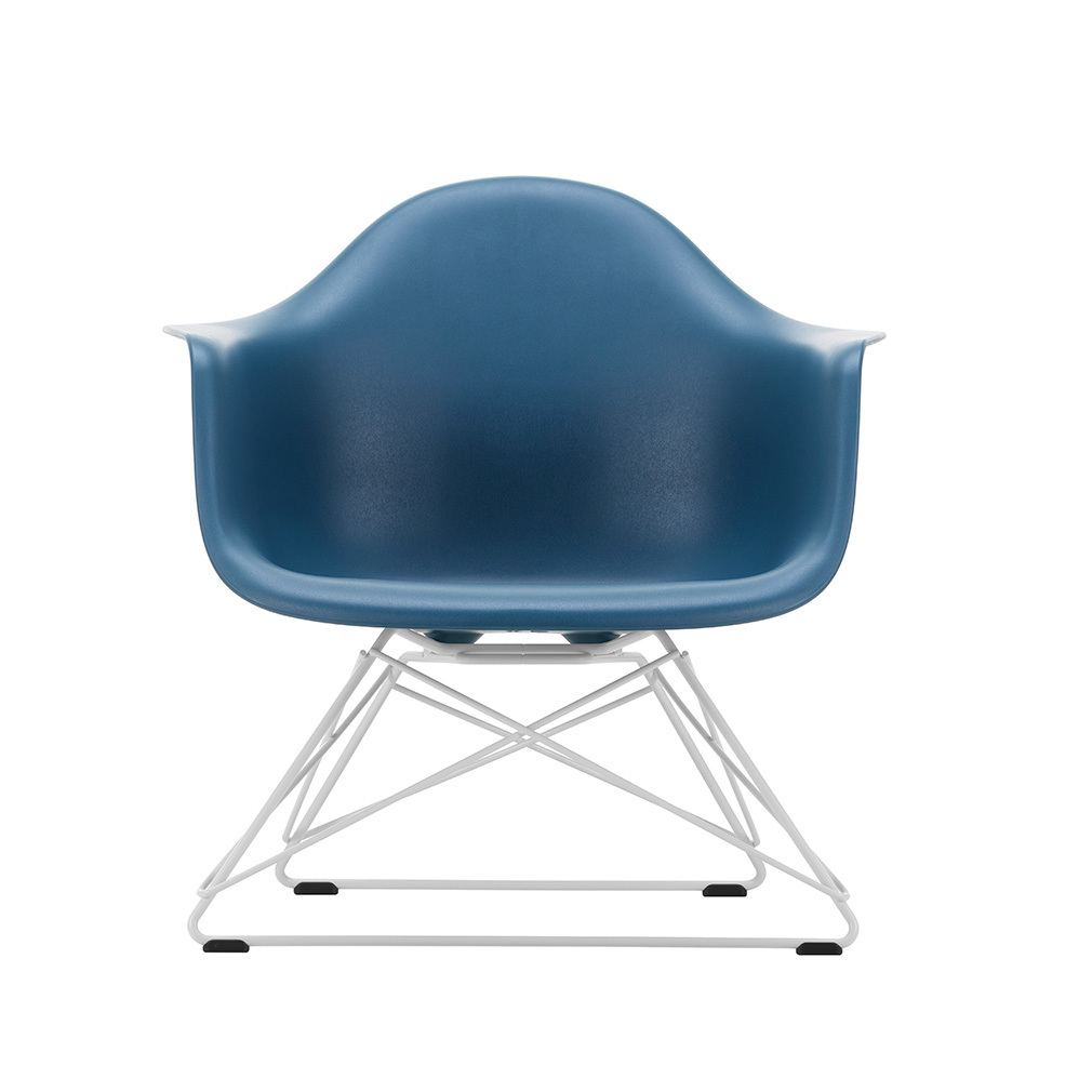 Eames LAR RE -tuoli