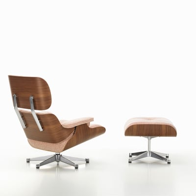 Eames Lounge -nojatuoli ja rahi