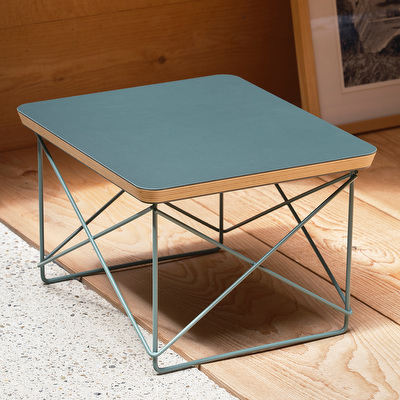 Eames Occasional Table LTR -sivupöytä