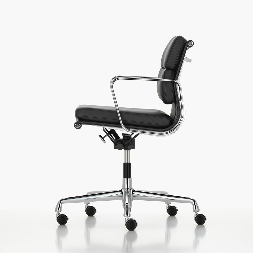 Vitra Eames Soft Pad EA217 Office Chair Black Leather Polished