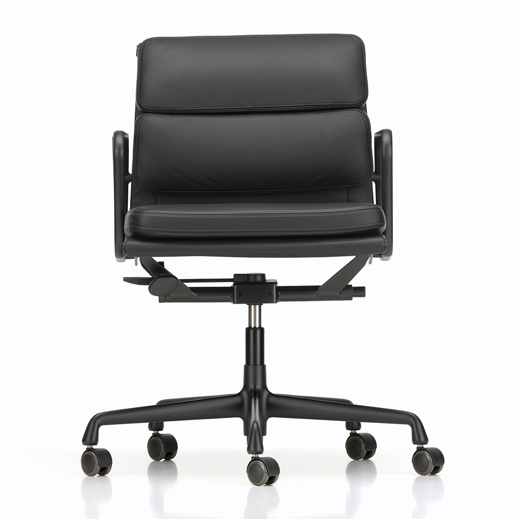 Vitra Eames Soft Pad EA217 Office Chair Black Leather Black