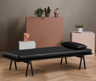 Level-daybed