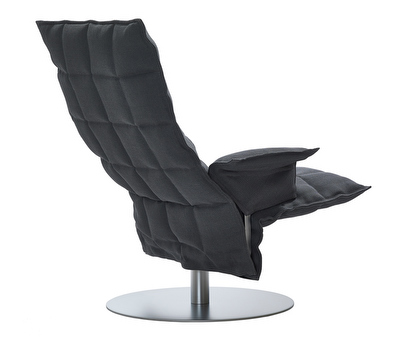 K Chair with Armrests